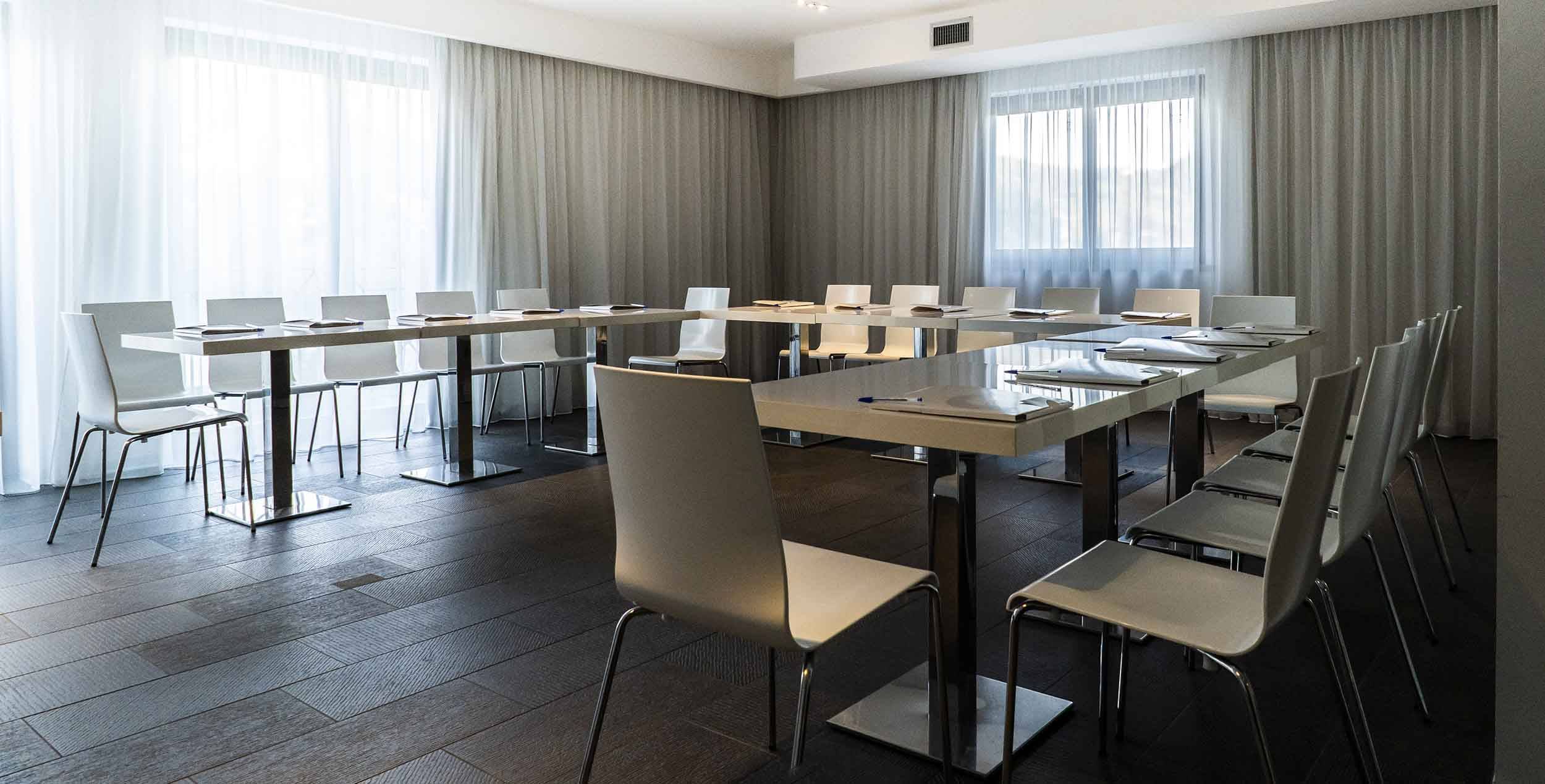 apoint-sala-meeting-slider apoint-sala-meeting-slider